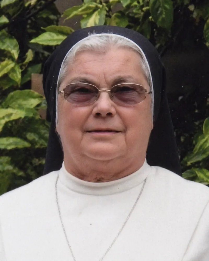 suor Alida Farronato Clara